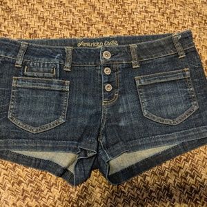 American Eagle shorty shorts